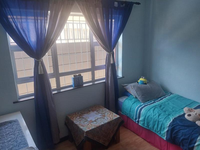 3 Bedroom Property for Sale in Goodwood Park Western Cape